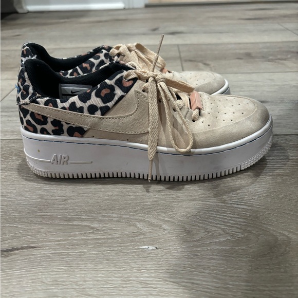 Leopard Air Force One size 8 - Picture 1 of 2
